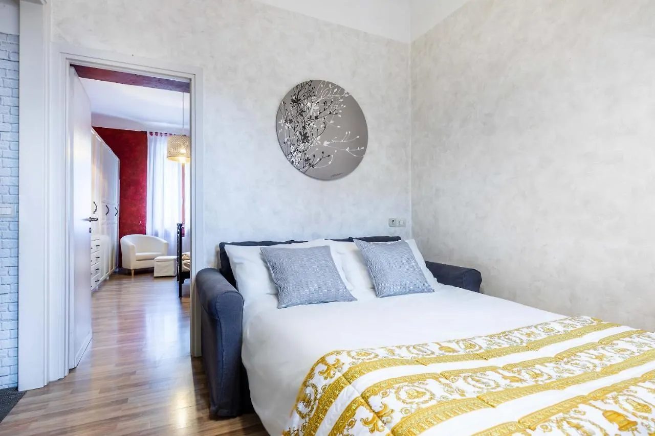 Tirso 9 - Con Posto Auto Apartment Milan Italy
